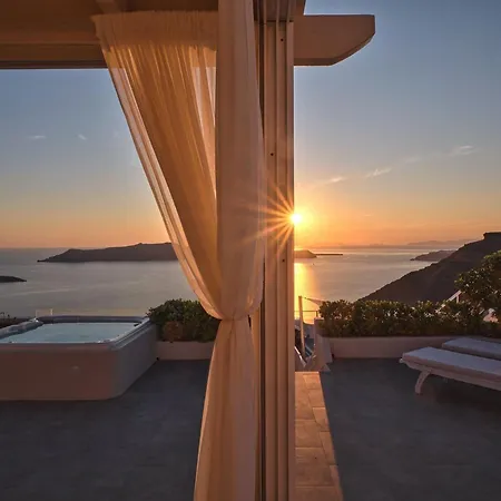 With View In The Heart Of Santorini Fira (Santorini)